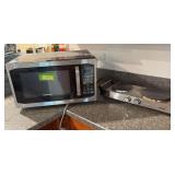 Criterion microwave and Better chef hot plate