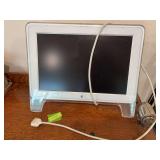Apple monitor, unknown working condition