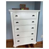 Modern five drawer chest of drawers