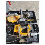 DeWalt 20V grease gun and NON WORKING 12" DeWalt 20V chainsaw