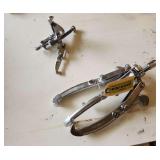 2 gear pullers
