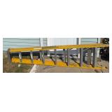 8’ fiberglass step ladder