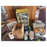 Steamer, towels, shoe box, humidifier as shown