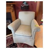 Ethan Allen arm chair