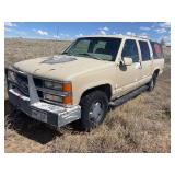 1999  CHEVROLET  Suburban Chevy suburban non running.