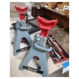 Jack stands 