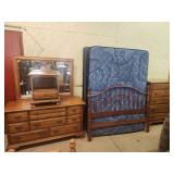 Taylor Jamestown bed set