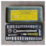 40 Piece Combination Socket Wrench Set