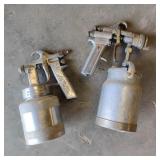 2x Pneumatic Sprayers