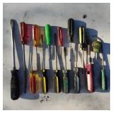 15x Miscellaneous Screw Drivers