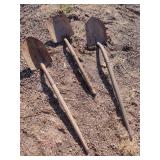 3x Shovels