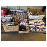 Assorted Lenox Diamond Tip Cut off Wheels and Hole Bits, various Sizes, approx 100pcs Assorted Lenox Diamond Tip Cut off Wheels and Hole Bits, various Sizes, approx 100pcs