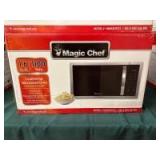 Magic Chef 1.6 Cubic Foot 1100 Watt Countertop Microwave Magic Chef 1.6 Cubic Foot 1100 Watt Countertop Microwave