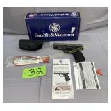 Smith and Wesson SD9 VE--9mm
