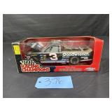 Mike Skinner #3---1:18 Scale Truck--Super Track