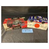 (2) Die Cast Cars 1:24 Scale