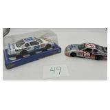 Kevin Harvick #29 1:24 Scale Die Cast Cars