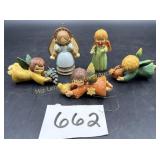 5 Angel figurines