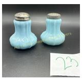Vintage FENTON 'teardrop' salt and pepper shakers