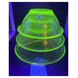 Uranium Green Depression Mixing Bowls