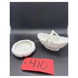 Fenton unmarked, Milk glass, Daisy Button Pattern