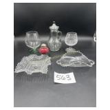 Vintage 2 decorative plates, pitcher, 2 globe