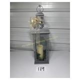 24' metal lantern with battery operated pillar