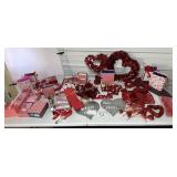 Valentine's Box: Ribbons, Picks, Gift Boxes,