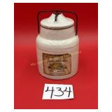Red Raspberry Preserves Jam Crock, matching lid