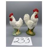 Vintage Lefton Hen figurines