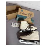 Vintage Sears girls Ice Skates w/original box,