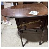 Veneered Mahogany/ drop leaf sewing table 33' W x
