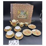 Japan 'The little hostess set' haindpainted