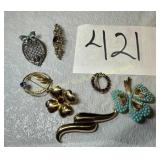 Lot of 7 Vintage Broaches