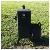 Dyno Glo Smoker, Propane, Wood or Electric, Loc.