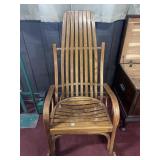 WOODEN ROCKING CHAIR