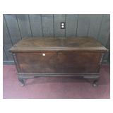 FORST PARK LINE CEDAR CHEST W/KEY
