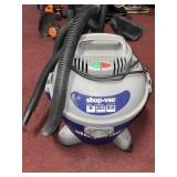 6 GALLON SHOP VAC W/ACCESSORIES