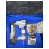 CENTRAL PNEUMATIC AIR PIN NAILER W/NAILS