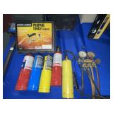 PROPANE & BERNZOMATIC TORCH W/ (5) TANKS