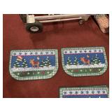 (2) HOLIDAY ACCENT RUGS    18" X 28.5