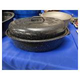 14 INCH GRANITE WARE ENAMEL ROASTER