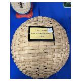 FRUIT BASKET MADE IN CZECHOSLOVAKIA 1975