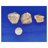 (3) PIECES PANTHER JASPER