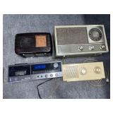 LOT: VINTAGE STERIOS