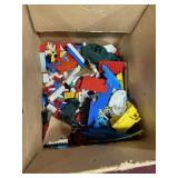 BOX: MISC LEGOS