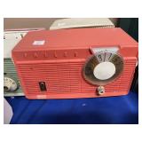 PHILCO MODEL F815-124 RADIO