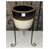 CREAM & BROWN CROCK WITH PLANT STAND