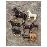 PLASTIC MODEL HORSE FIGURES INCLUDING HORSE W/