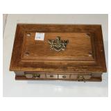 S. SPER BIJOU (TAIWAN) JEWELRY BOX & CONTENTS: